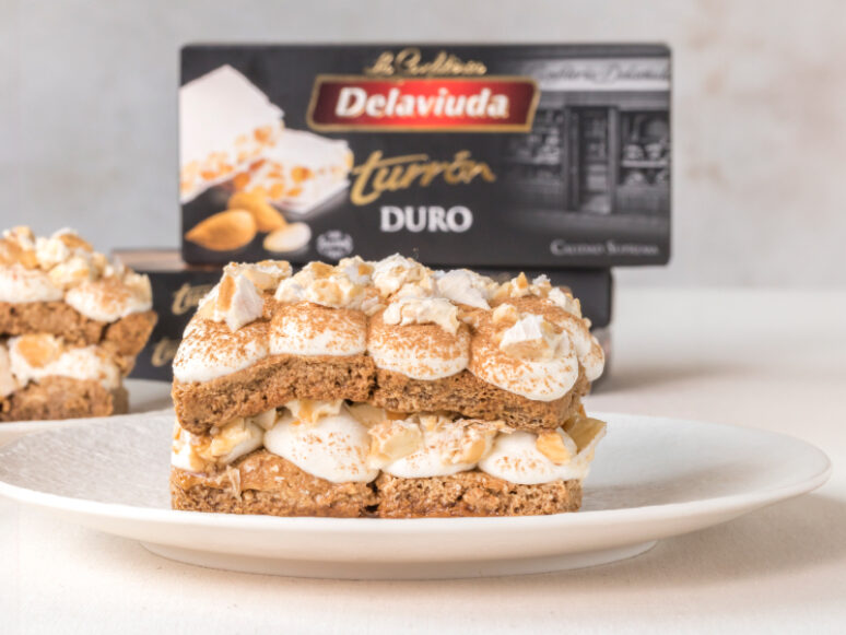 tarta tiramisú y turrón