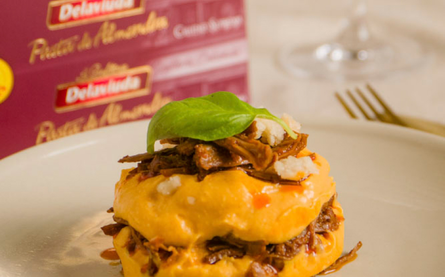 receta de timbal de ternera con pasta de almendra Delaviuda